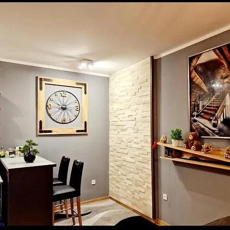 Lux Kalina Free Parking Appartement Novi Sad